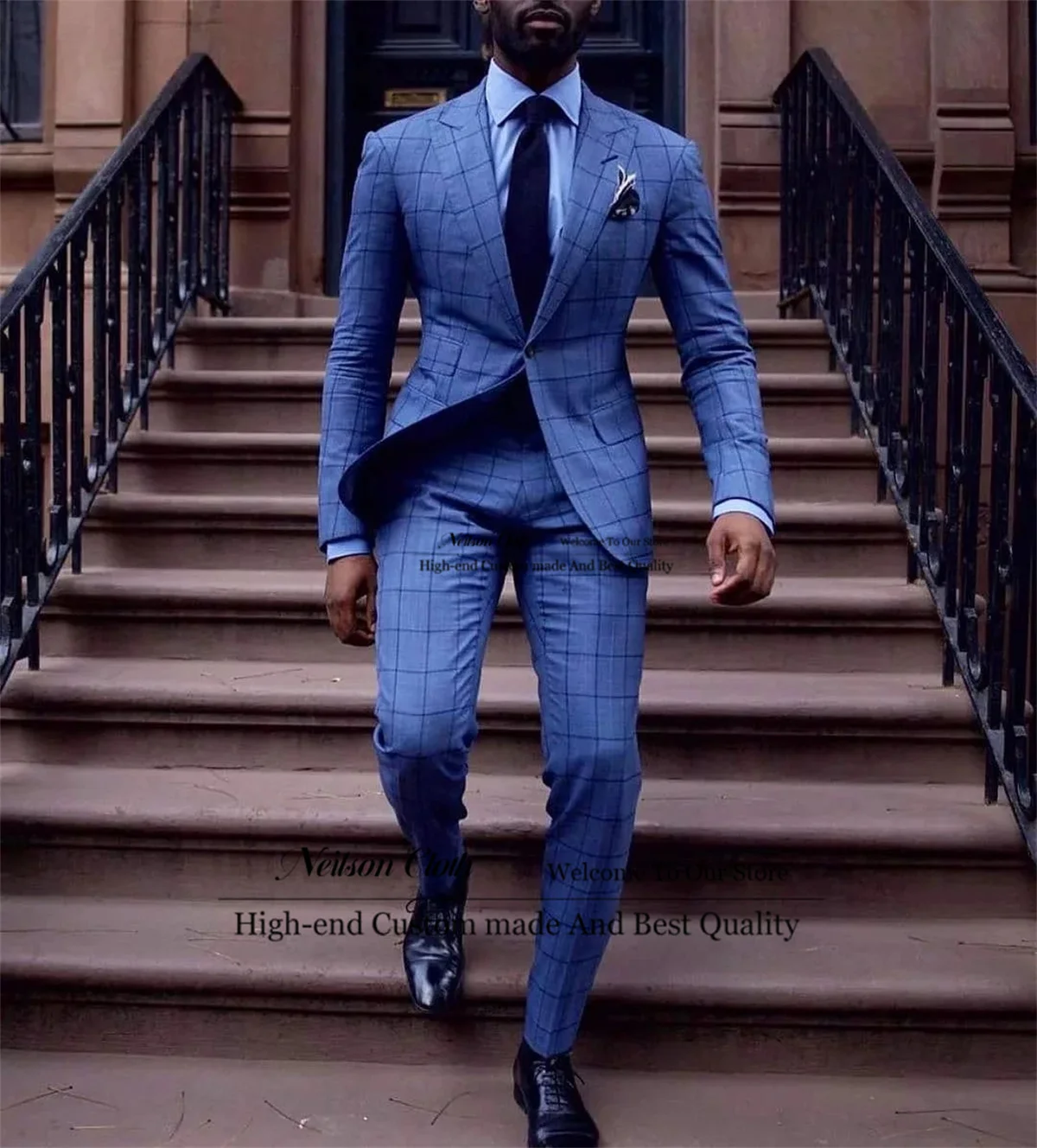 

Fashion Blue Plaid Men Suits Peaked Lapel Groom Wedding Tuxedos 2 Pieces One Button Male Prom Blazers Slim Fit Costume Homme