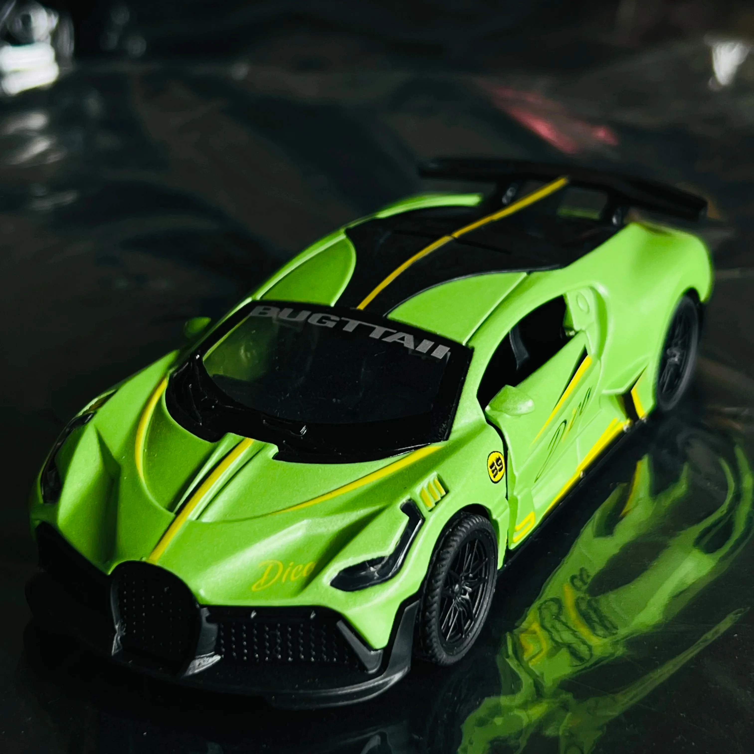 어린이 합금 자동차 모델, 소년 시뮬레이션, 열 수 있는 자동차 모델, 장난감 자동차, 인터넷 유명한 새 장식품