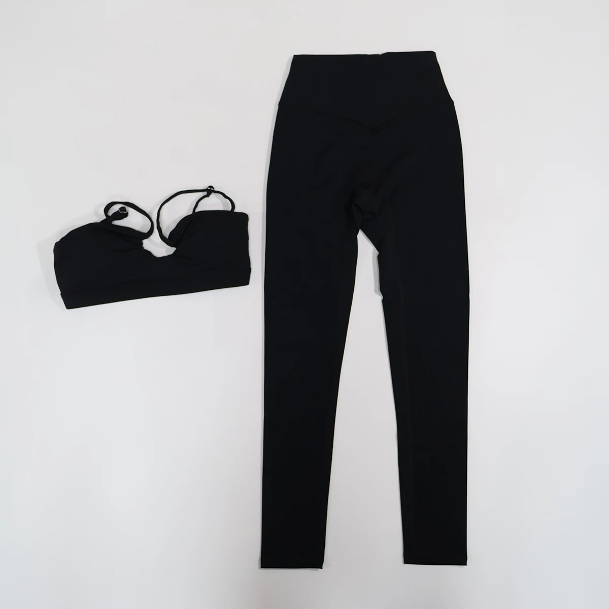 Weiches Zweiteiliges Sportset für Damen mit Überkreuz-Bandeau-Top, Yoga-Gym-Outfit, Sportbekleidung für Frauen, Lässige Bequeme Fitnesskleidung – Detail 12