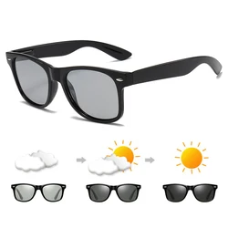 Unisex Black Photochromic Polarized Sunglasses (Glossy Black)