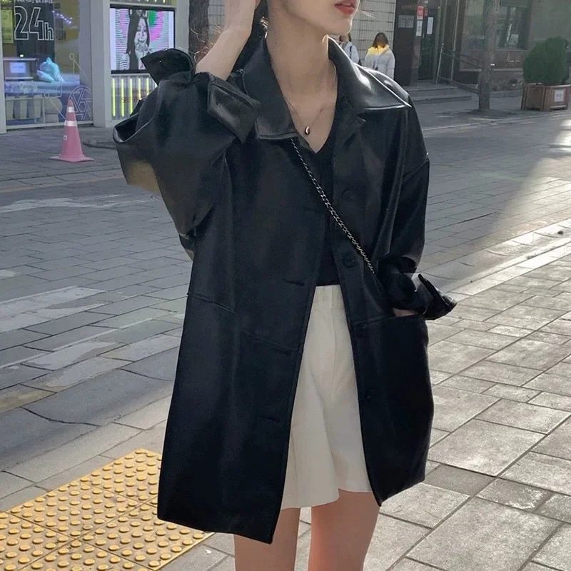 Stylish Korean Lapel Single-breasted Leather Jacket for Women Loose Fit Faux Top Autumn