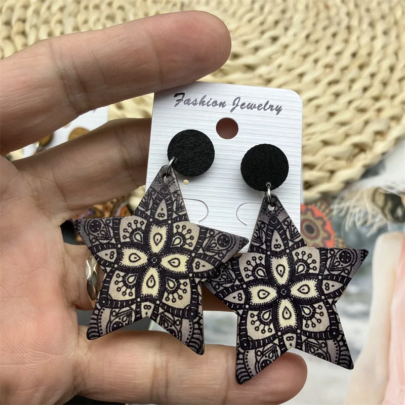 

Hot Vintage National Style Earrings Bohemian Earrings Five-pointed Star Lacquered Wooden Earrings Gift Wholesale