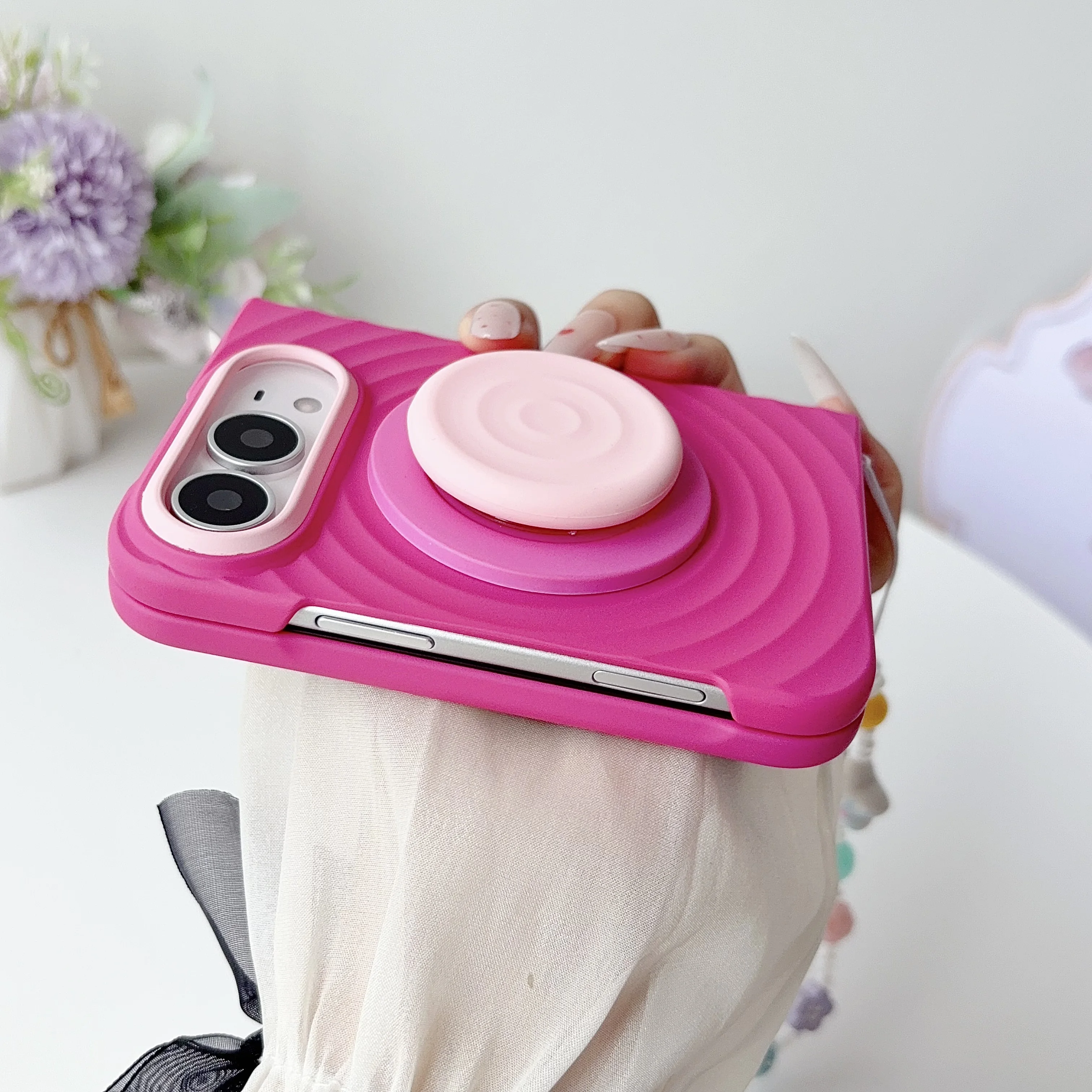 Luxury Silicone Ripples Cover with Magnetic Ring Stand