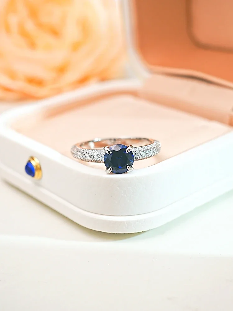 New 925 Silver Blue Treasure Round Ring Set with High Carbon Diamonds to Create a Minimalist Daily Style