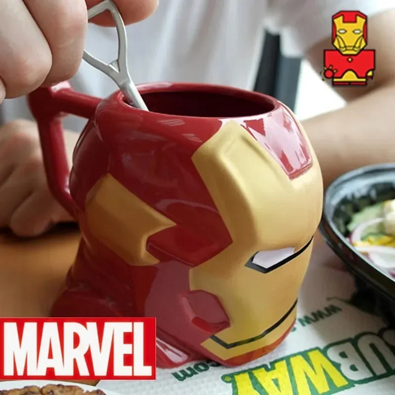 

Оригинальная керамическая чашка Marvel Железный человек Человек-паук с крышкой большая емкость чашка Мужская кружка популярная в Интернете Бытовая кофейная чашка подарок