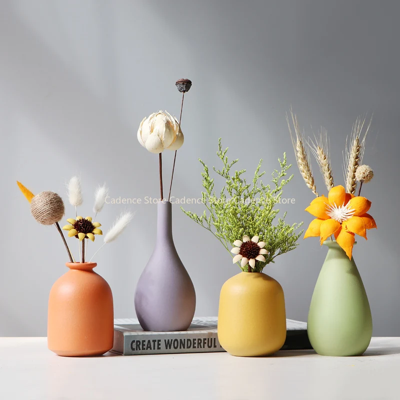 مزهرية صغيرة من السيراميك الشمالي ديكور منزلي فاخر وبسيط لغرفة المعيشة مزهرية زهور لسطح المكتب للزهور المجففة والديكور الإبداعي