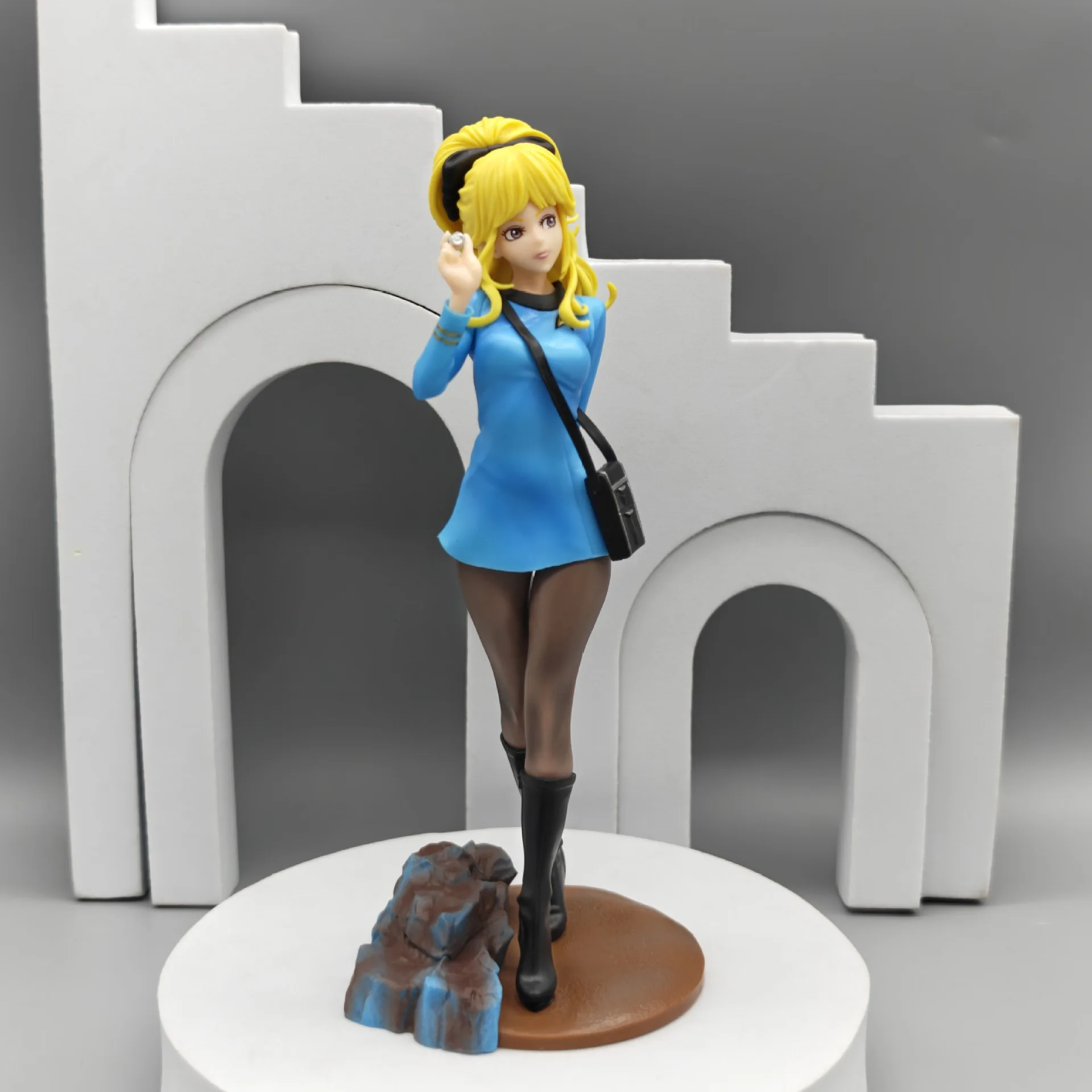 Neue Star Trek Modellserie Bishoujo Vulcan Wissenschaftlicher Mediziner Anime Actionfigur Desktop-Ornament Sammlerstück Geschenk – Detail 1