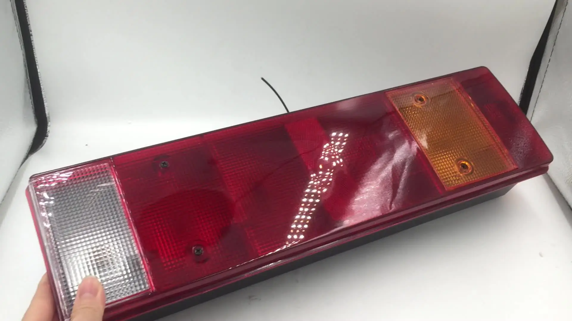 24V For Renault Truck Lighting System Truck Tail Lamp 5001847586