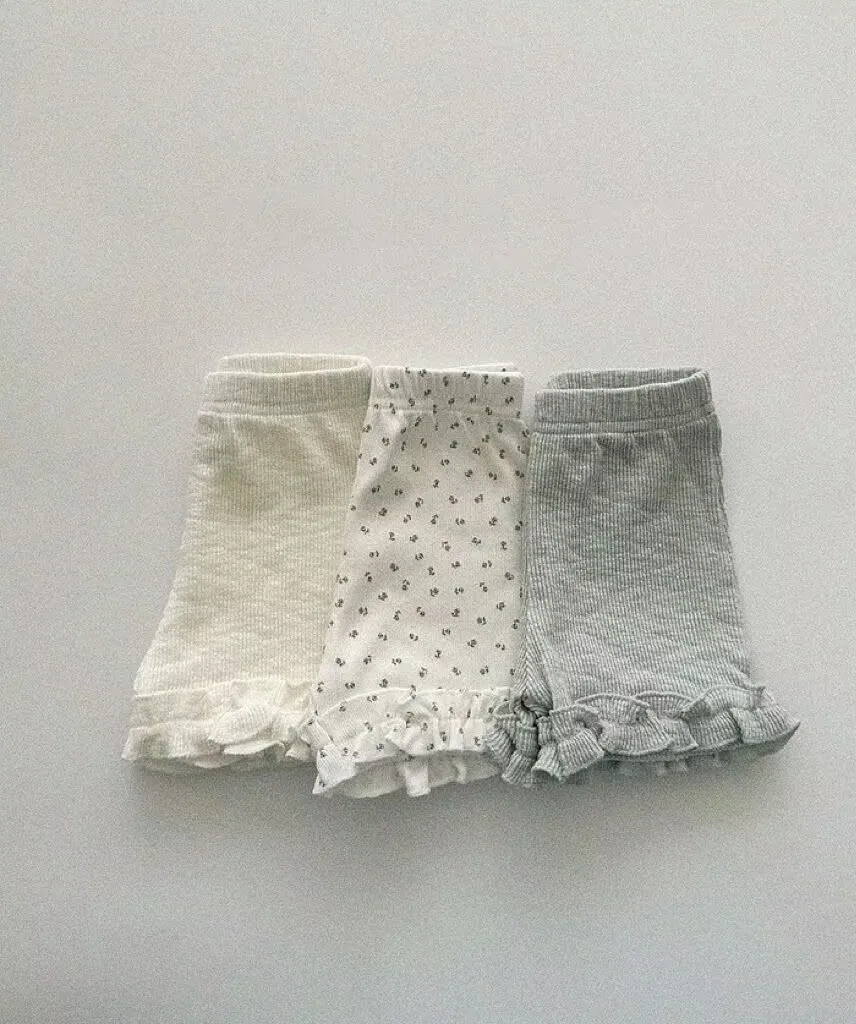 Preschool Girls Cotton Solid Color Fragmented Flowers Lace Shorts