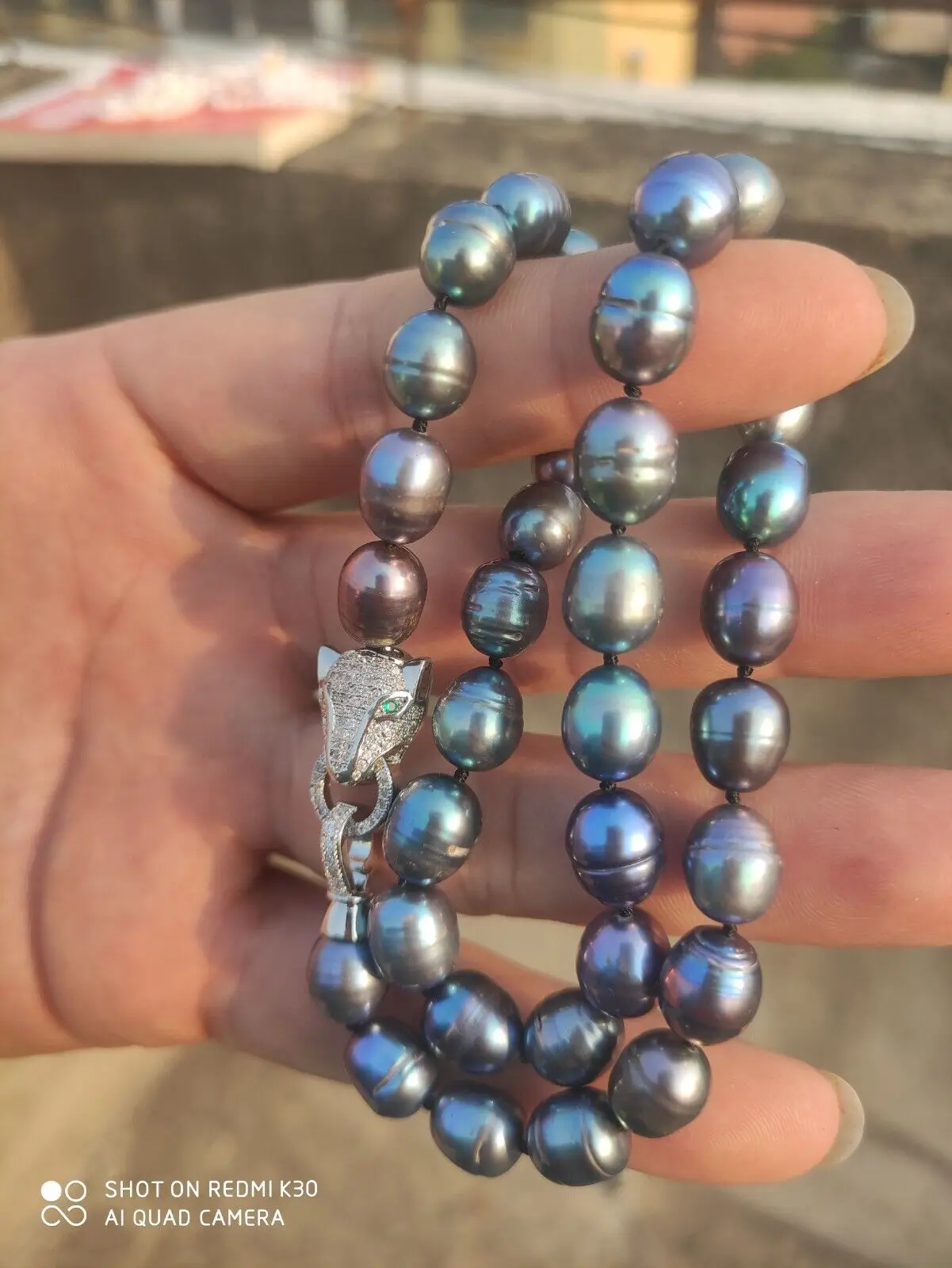

Natural 10-11mm Black AAA Tahiti Pearl Necklace 18 "
