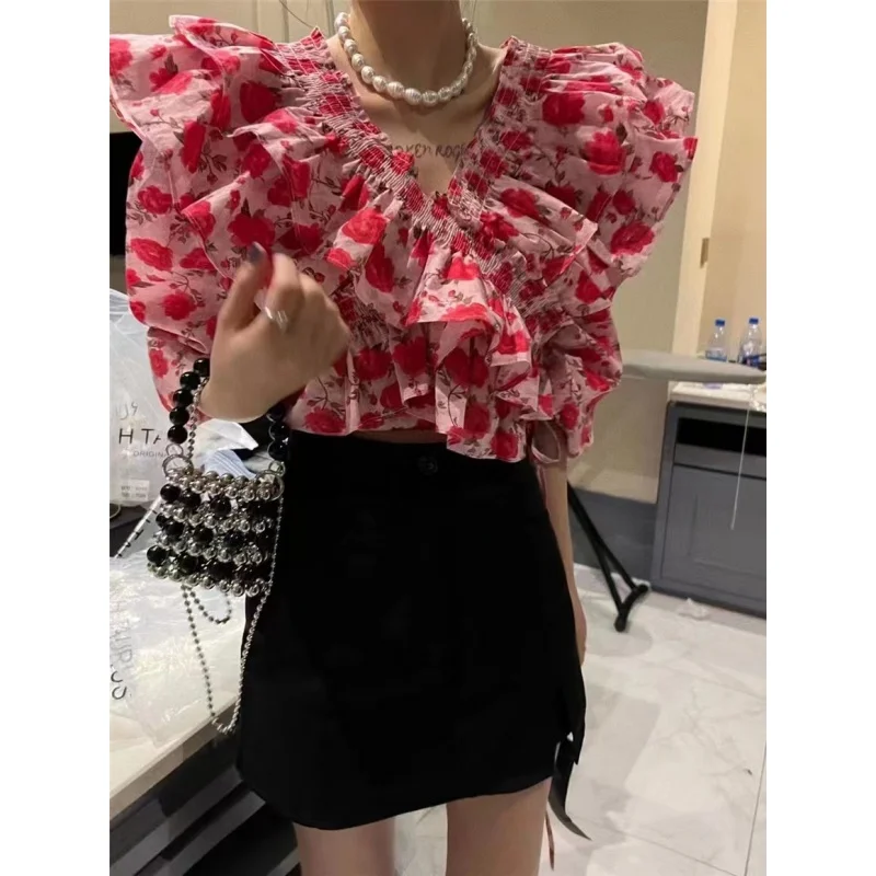 Vintage floral ruffled shirt WOMEN'S summer 2023 new French style V-neck five-quarter sleeve pullovers top