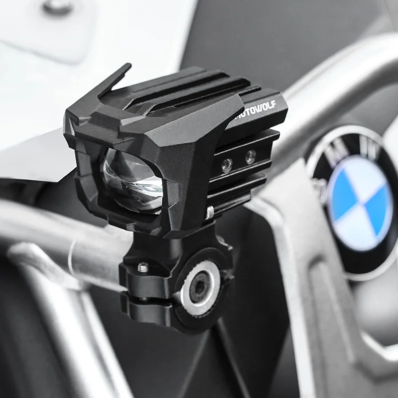 

MOTOWOLF Motorcycle spotlights and paving auxiliary modification LED flashing motorcycle accessories