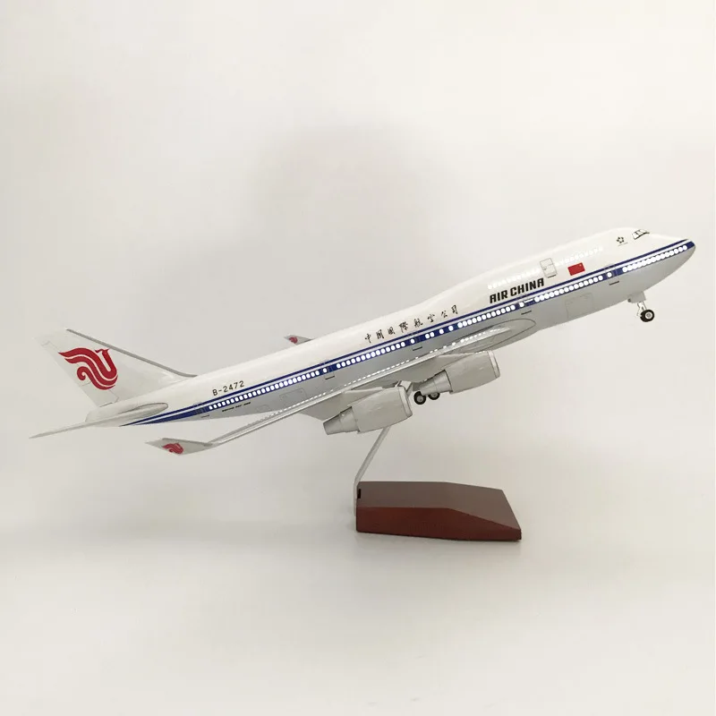 

44cm LED Alloy Resin Aircraft International Aviation 747 Aircraft Model
