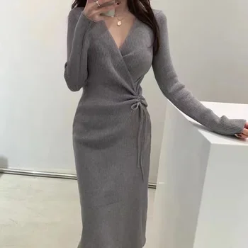 Robe chic mi-longue femme tricot col V taille ajustée