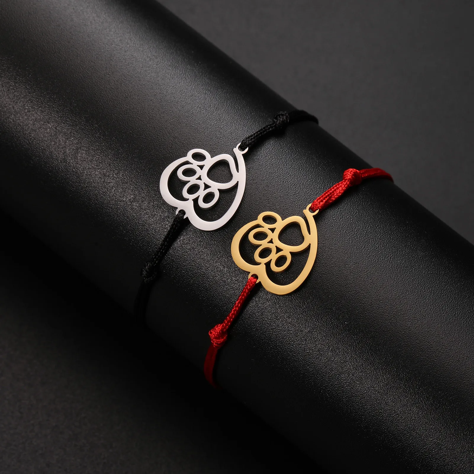 Cute Cat Paw Heart Charm Bracelet for Women & Men of Stainless Steel - PeticaDeals