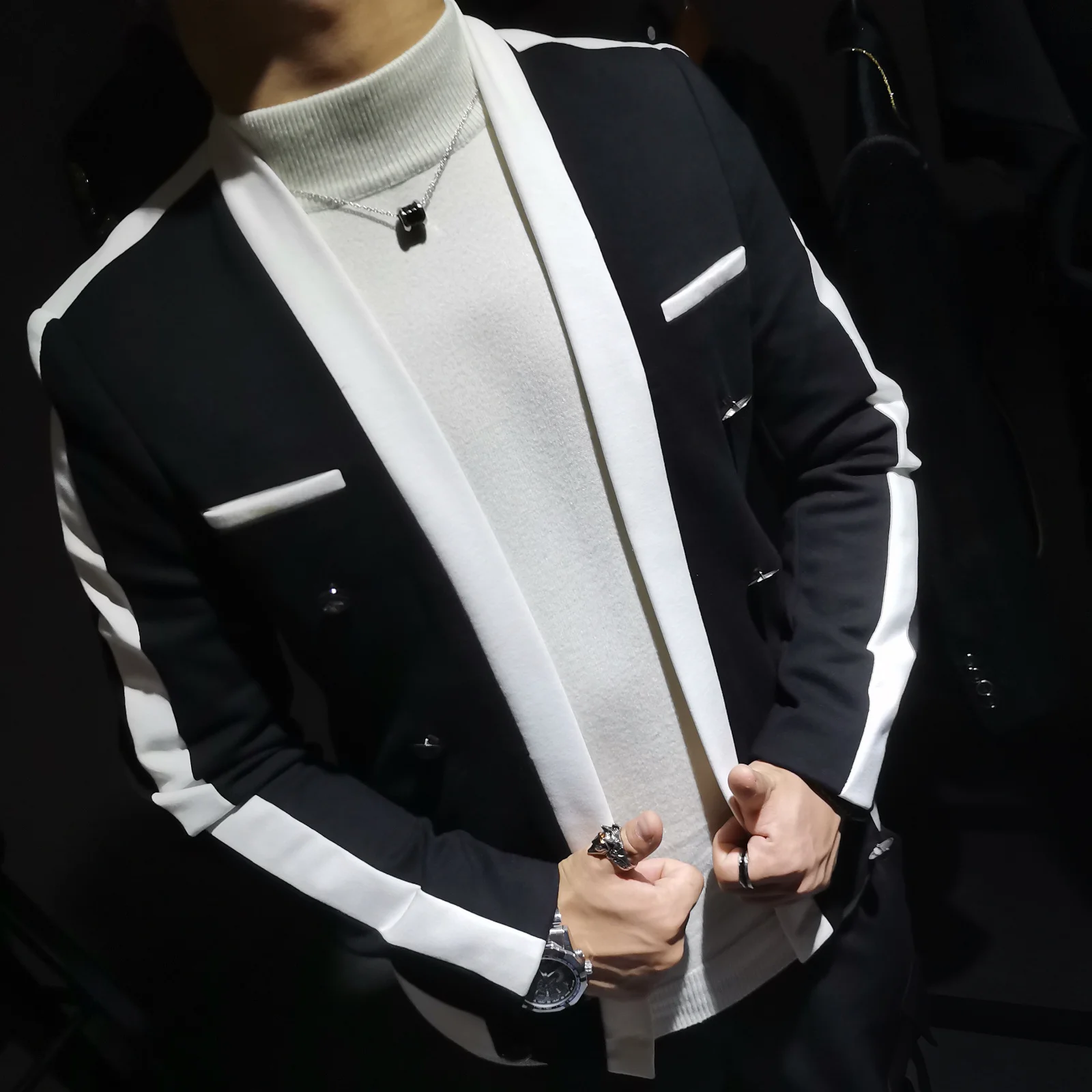Korean Style Striped Slim-fit Nightclub Suit Coat Blazers Para Hombre Four Seasons New Autumn Fashion Men's Casual Blazer Homme
