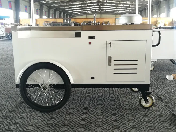 Mobile Hand Push Cargo Bike Food Cart With Refrigerator And Solar Panels Kiosk Fast Food Car For Sell Coffee Hot Dogs Ice Cream