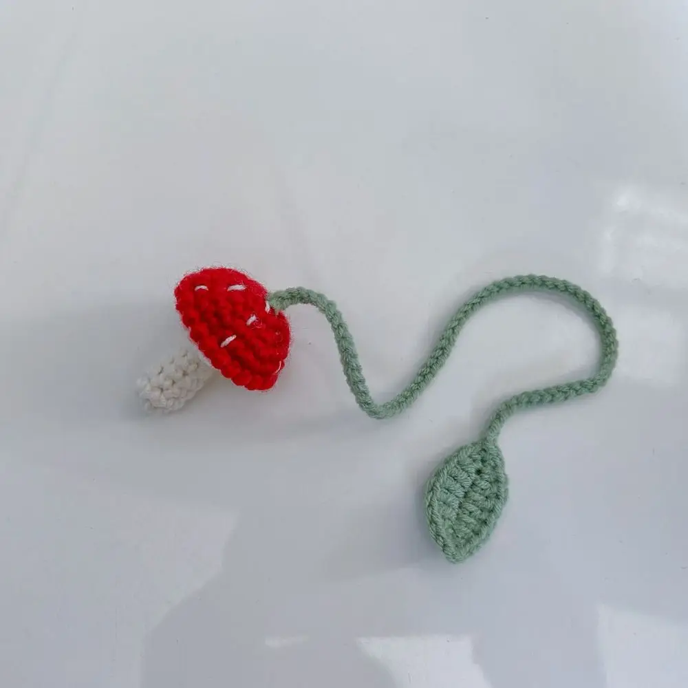 Bookmark Page Holder Bookmark Holder Crochet Bookmark 3D Cute Mushrooms Leaves Bookmarks Handmade Knitted Book Clip Pagination Mark for Readers Book Lovers Unique Personalized Gifts