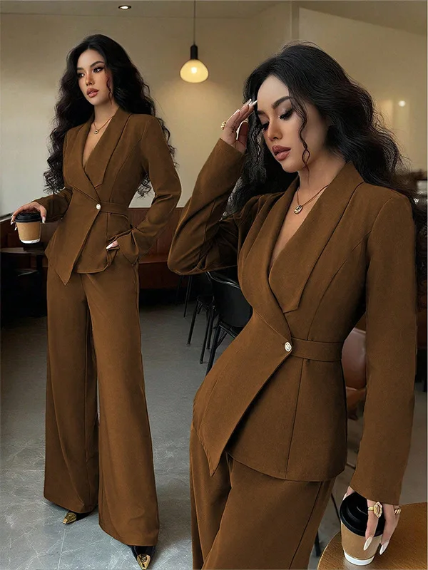 Too Cue Too Chic - 2Cute2Chic 
Ensemble femme tendance couleur sauge style professionnel