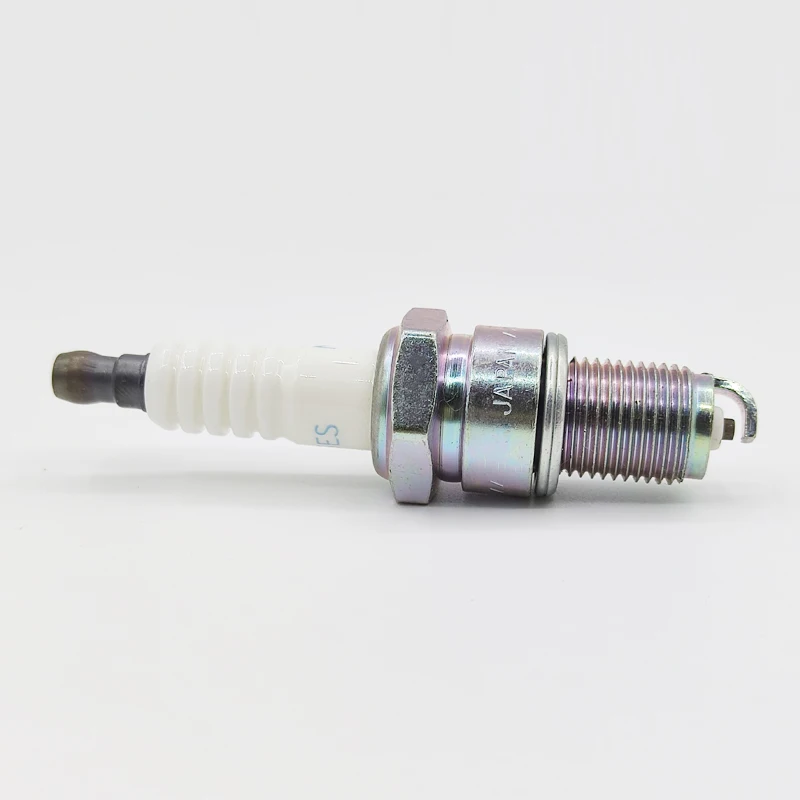 4pcs/lot BPR5ES 7422 Normal Spark Plug For Civic Astra F Corsa A/B 8900 Megane 96 Damas Tico Matiz Iginition Plugs