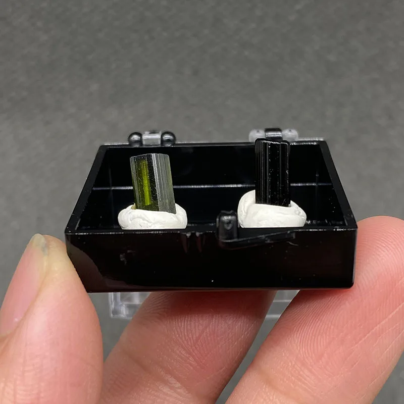 100%  Natural vivianite Mineral Specimens Stones and Crystals Healing Crystal+Box size:35*35*35mm