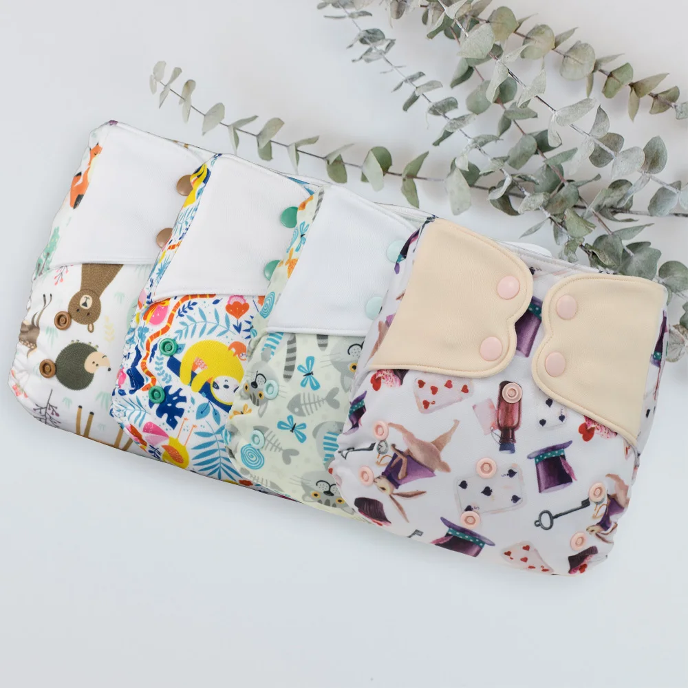 

Pocket Cloth Diaper Group - 4 Adjustable One-Size Baby Diapers (3-15kg) - Butterfly Tabs, Suede Cloth Liner - Stay Dry Comfort