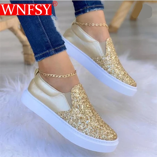 Fashionable Bling Sneakers with shiny Crystals