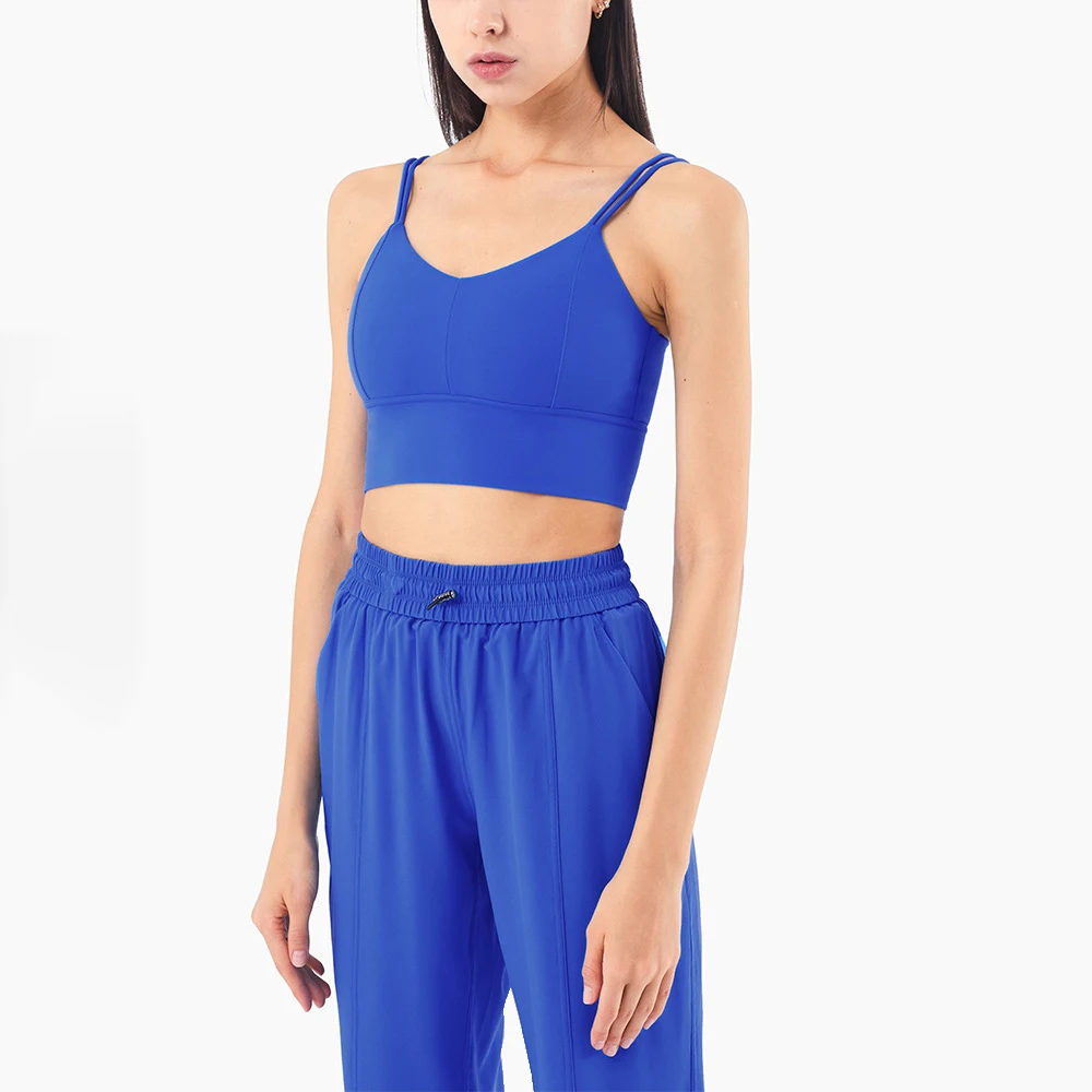 Cross-strap ribbed sports bra :: LICHI - Online fashion store