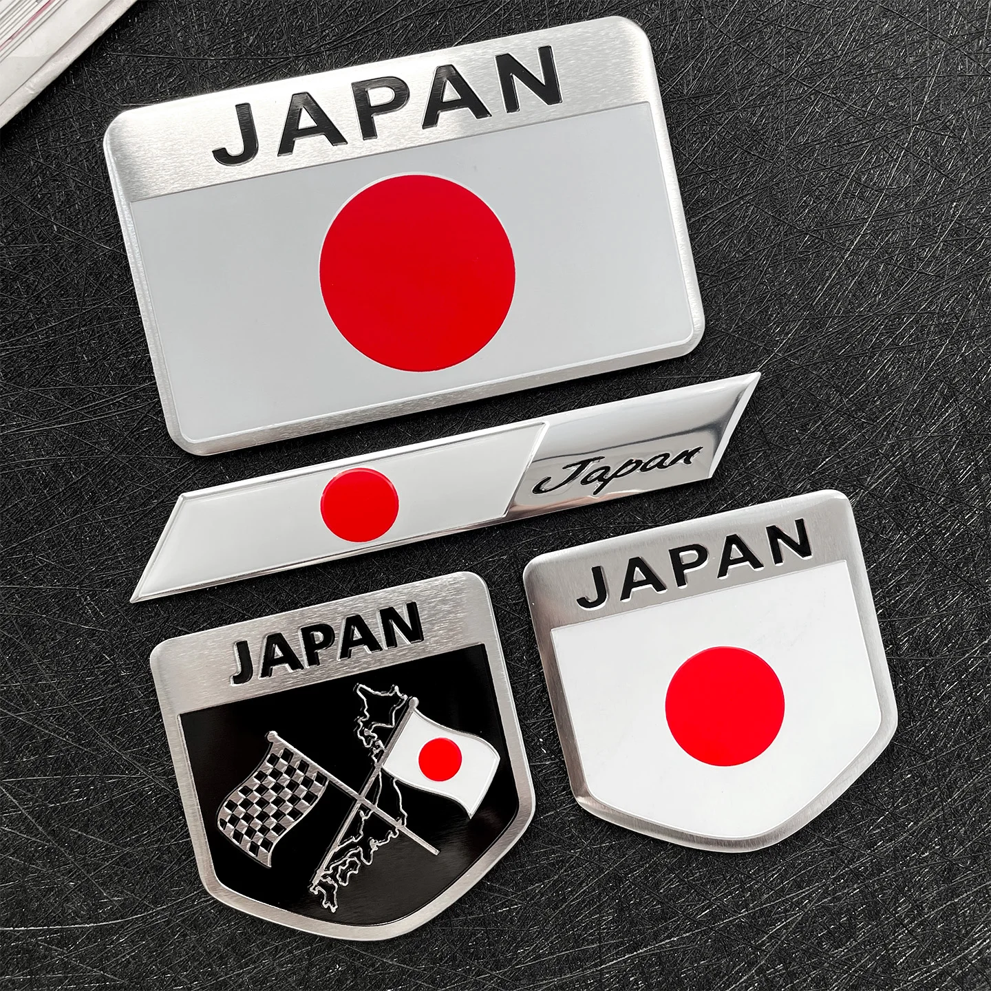 2 Stück Japan Japanische Flagge Schild Emblem Metall Aluminium Abzeichen Motorrad Roller Karosserie Dekoration Aufkleber Moto Zubehör Aufkleber – Detail 7