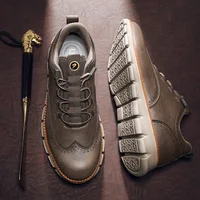 Chaussures d'été pour hommes grandes tailles avec semelle en caoutchouc souple et fonction antidérapante, surface en cuir tendance, chaussures de sport pour hommes 2