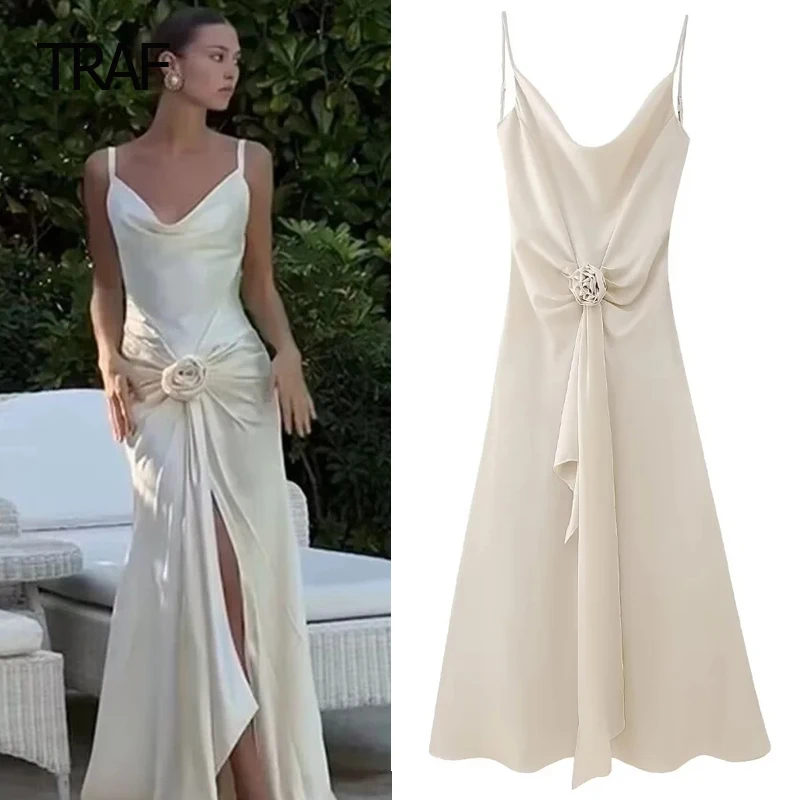 

Платье с оборками и цветочным принтом, без рукавов