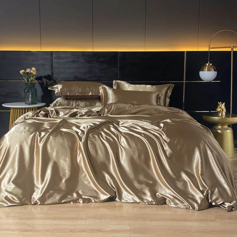 

Four-piece silk bedspread European-style silk slip naked sleeping mulberry silk quilt cover summer ice silk bedspread sheet