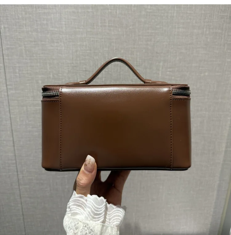 Tragbare Kosmetiktasche aus echtem Leder, große Kapazität, Organizer für Schmuck, Hautpflege, kleine Reise-Aufbewahrungstasche, Make-up-Tasche – Detail 25