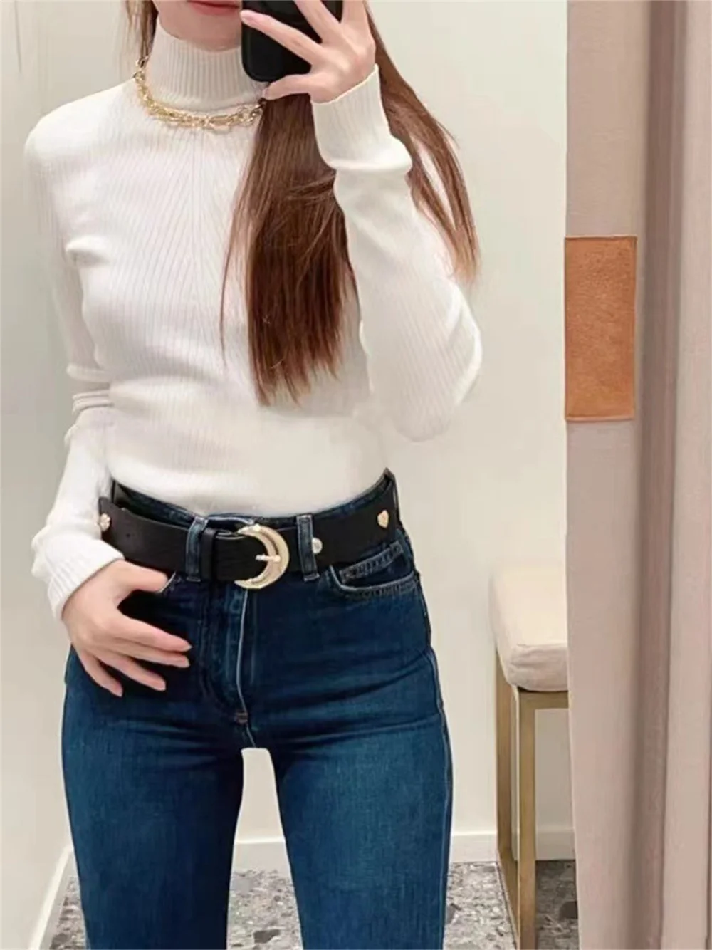 

Spring 2024 New Women Knitted Sweater Solid Color Slim Half-Turtleneck Ladies Flared Sleeve Back Logo Decoration Pullover