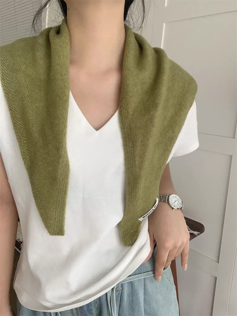 Sciarpa triangolare in lana stile coreano britannico da donna, fascia per la testa lavorata a maglia multifunzionale per la moda invernale 4