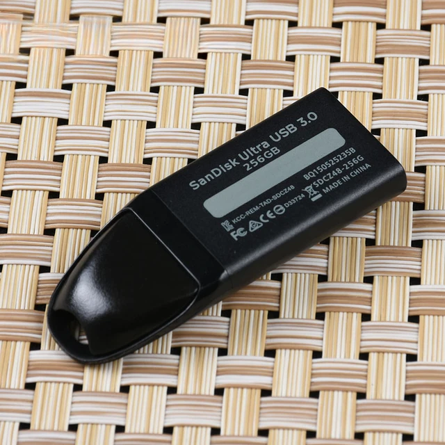 SanDisk Ultra 128GB USB 3.0 Flash Drive Black SDCZ48-128G-A46
