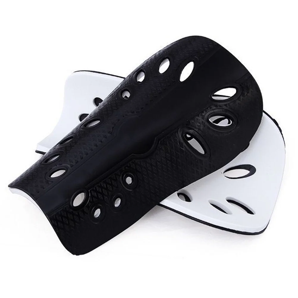 �޴�� �淮 ��⼺ �౸ �� �е� 2 ��, �౸ �Ʒ� ���Ƹ� ���� ��� �ʴ�� ������ �е�