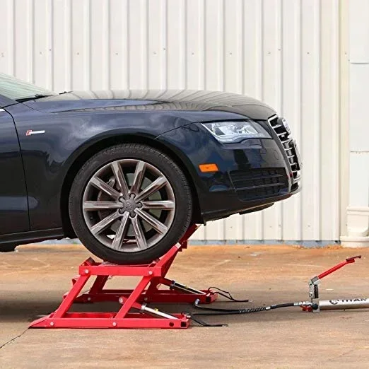 Portable Hydraulic Car Ramp Capable of Carrying 2T Household Lifting Easy To Carry Vehicle Mounted