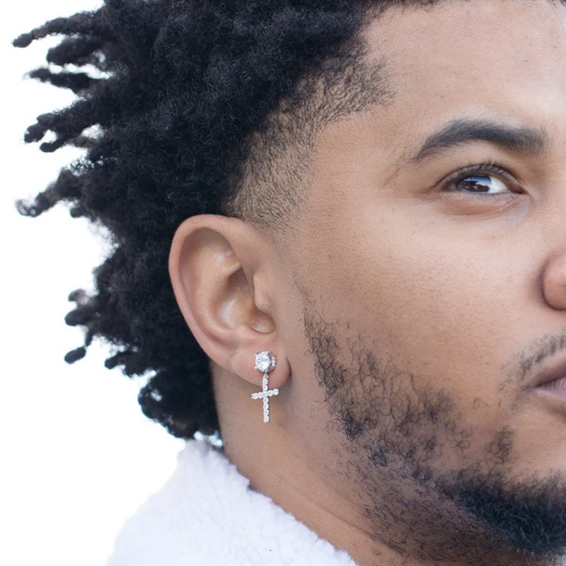 Pendientes de botón con forma de cruz para mujer y hombre, joyería Punk, Color dorado, Hip Hop, blanco, Rhimestone, Piercing, accesorios para la oreja|Aretes| -