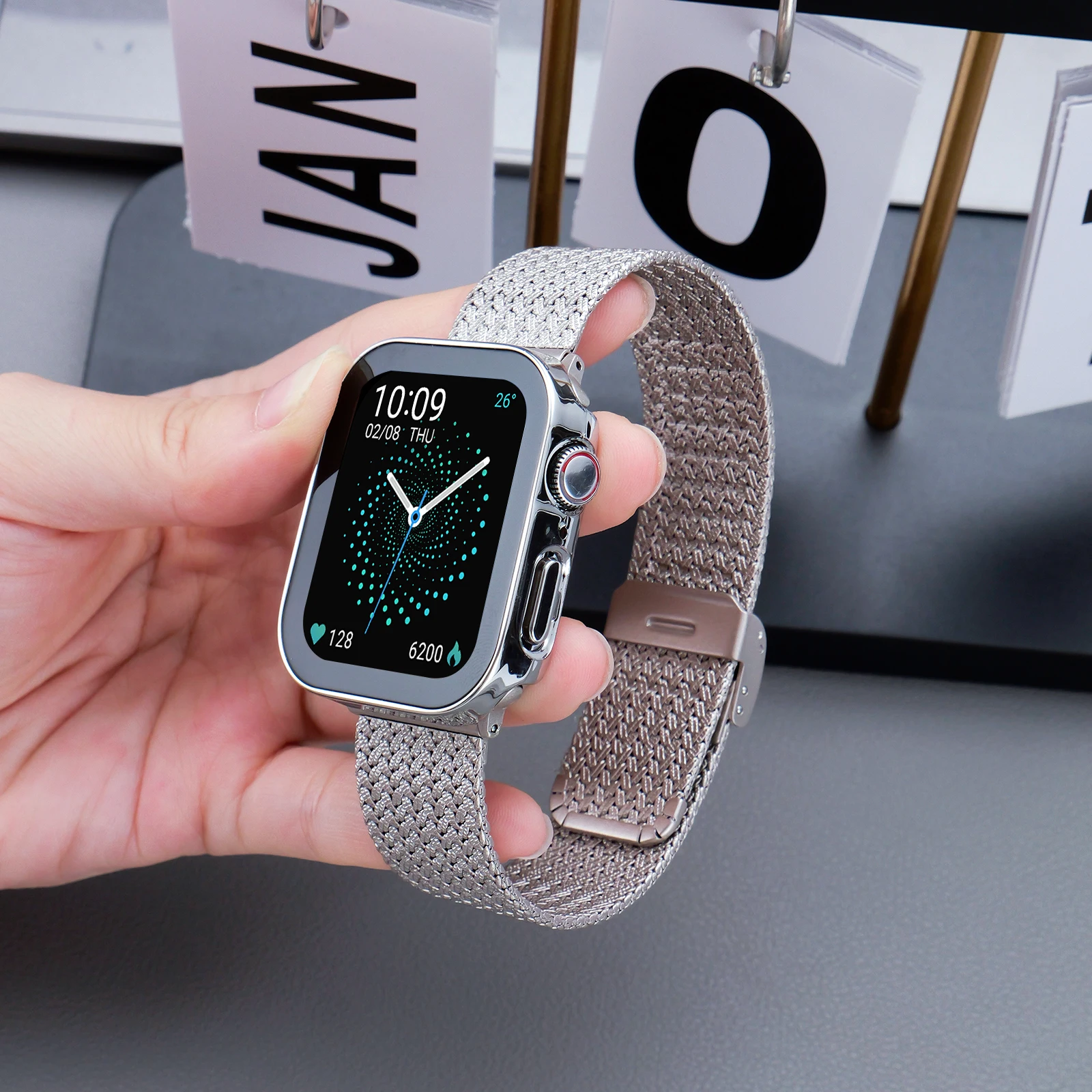 Premium Metal Bracelet Strap for Apple Watch - Sleek and Stylish Watchband for Men