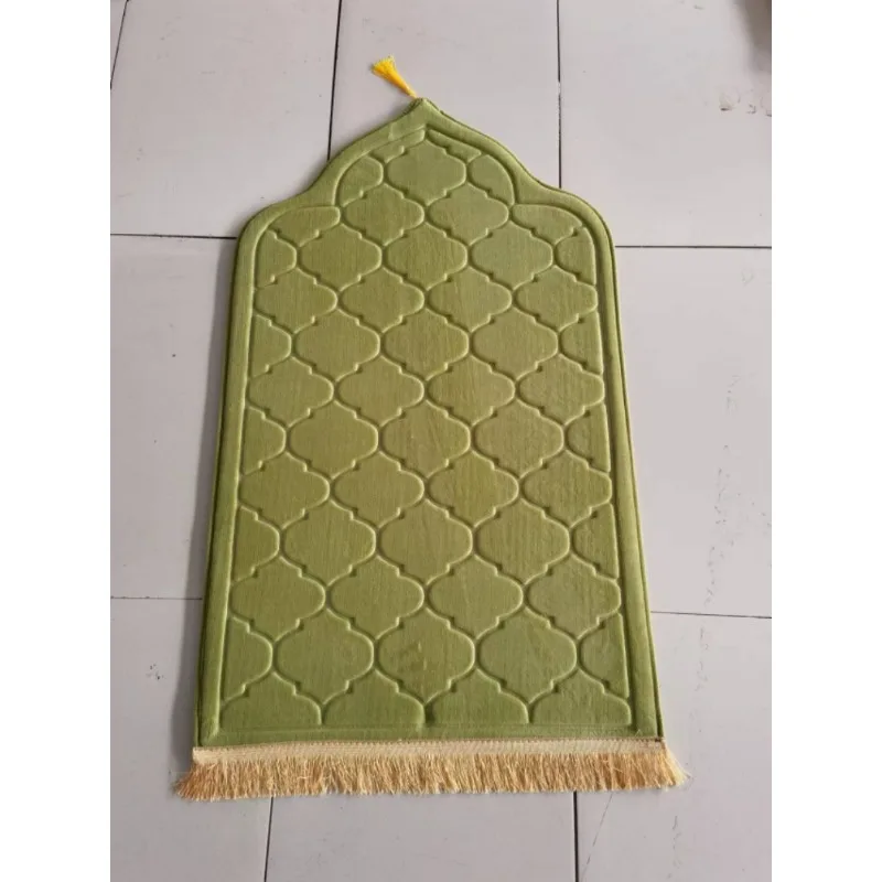 Floor Mat Prayer Mat Flannel Prayer Mat for Muslim Ramadan Thick Printing Carpet Worship Kneel Embossing Floor Carpet Non-slip Soft Travel Prayer Rug