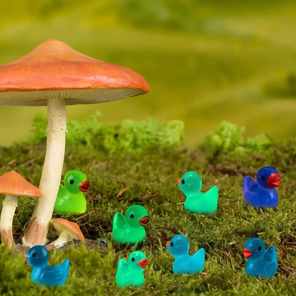 DULEFUN 200pcs Luminous Mini Resin Ducks – Tiny Colorful Duck Decor For Dollhouse, Mini Landscapes, Fairy Gardens