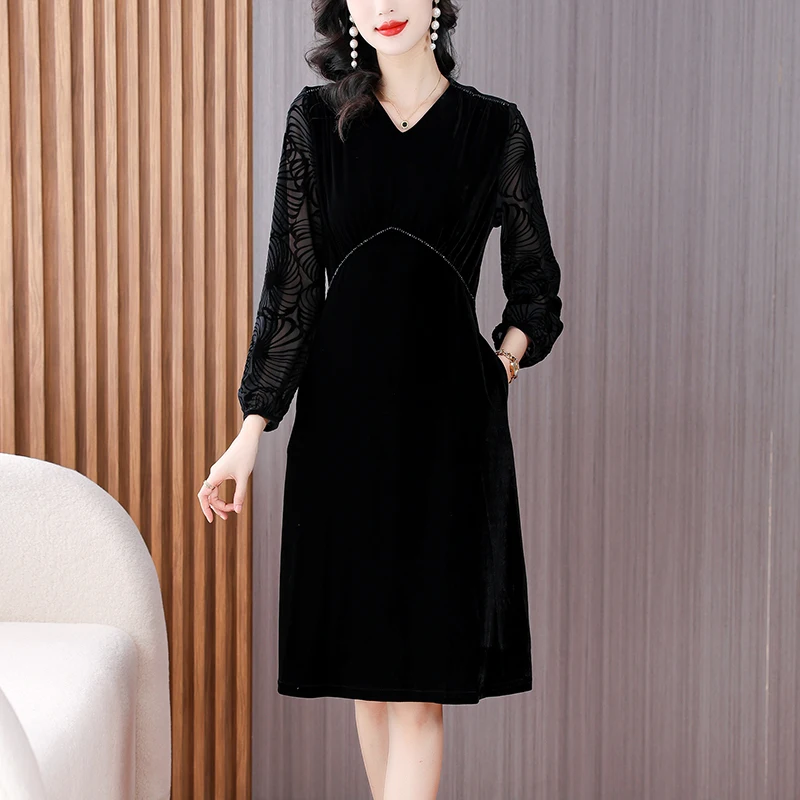 

2023 New Fashion Silk Dress Women's Black Spliced Gold Velvet V-Neck Dress Autumn Retro Versatile Loose Fit Party Vestidos