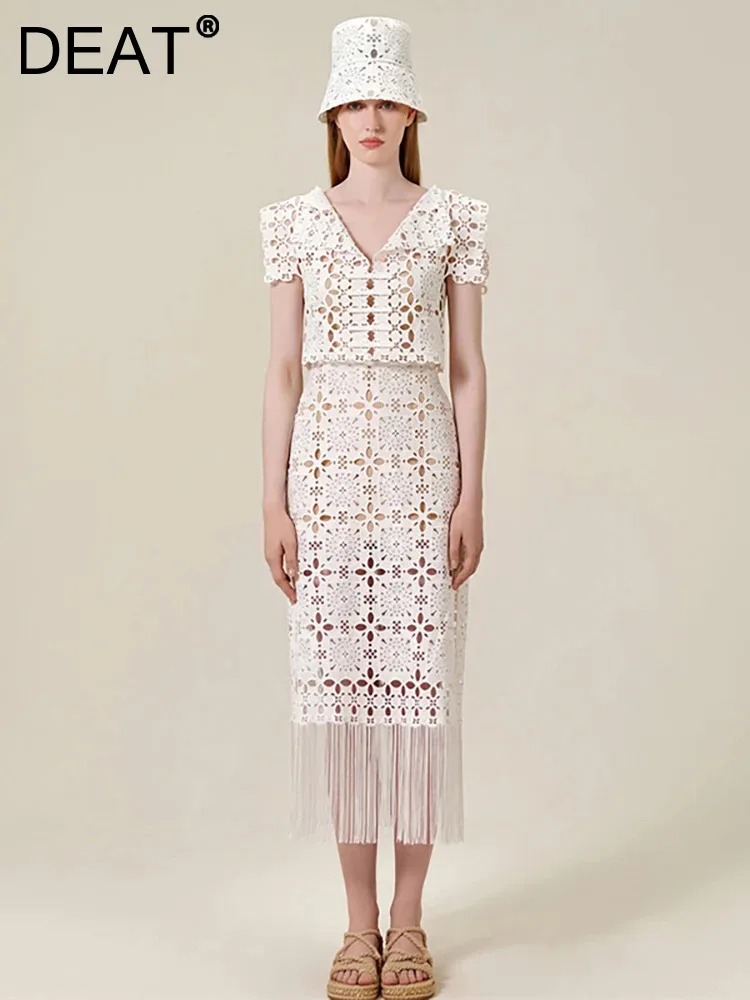

DEAT 2024 New Women's 2 Piece Sets V-neck Short Sleeve Hollow Out Tops Waist Patchwork Tassel Spliced Skirt Suit Female 13DB3930