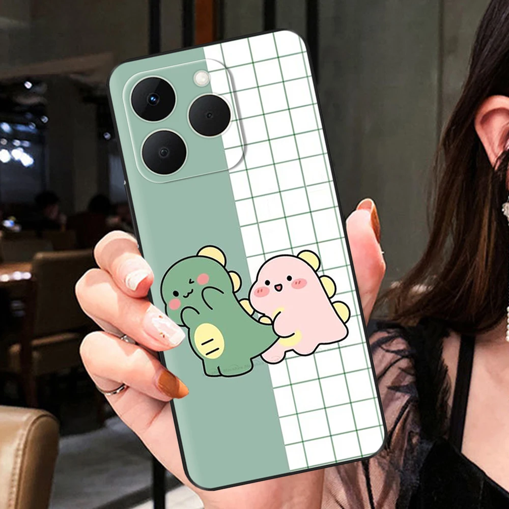 Fashionable Soft Silicone Protective Phone Case with Camera Protector