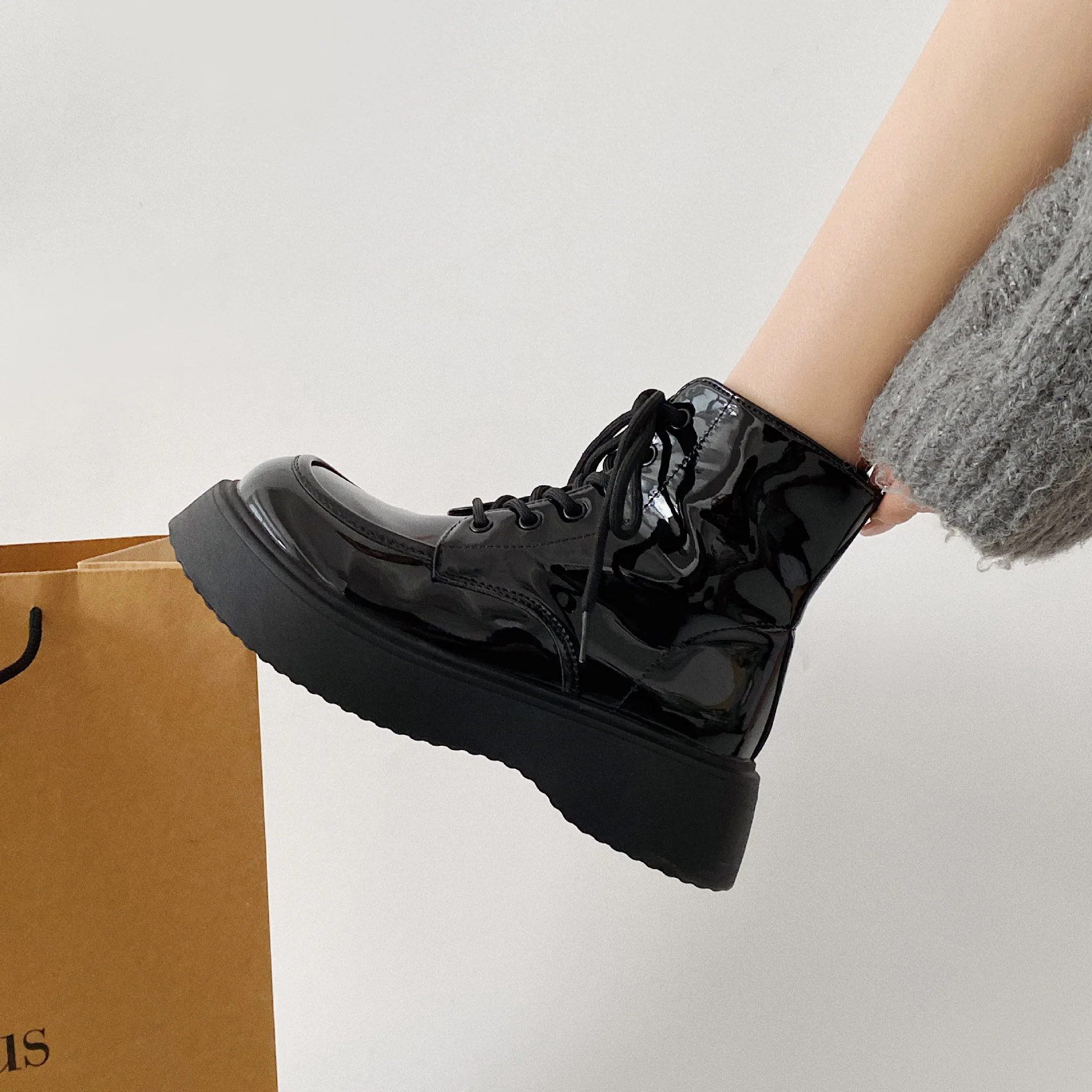 

Женские резиновые сапоги, сабо на платформе, на среднем каблуке