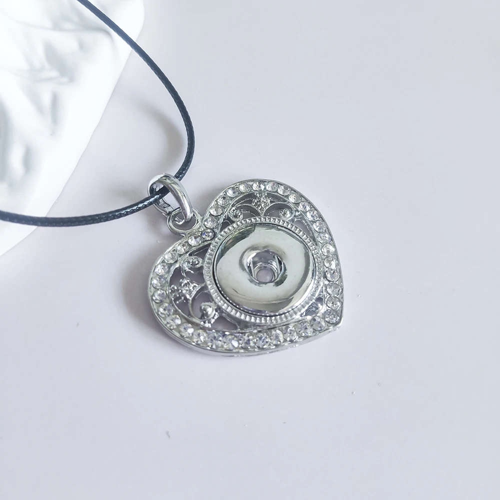 10pcs Snap Button Jewelry Necklaces Rhinestone Crystal Flower Snap Necklace Fit DIY 20MM 18mm Snaps Buttons Pendant Necklace