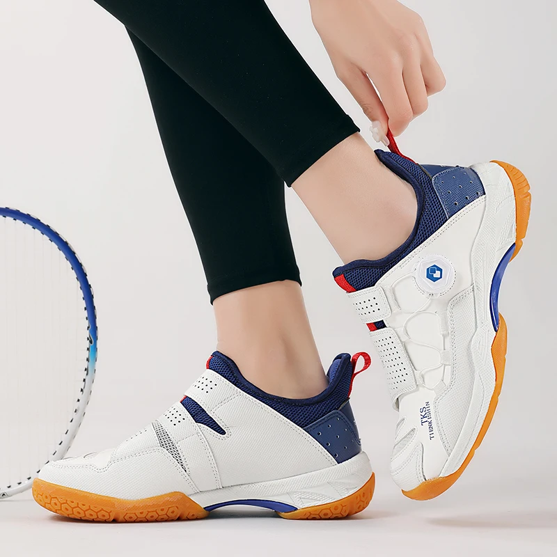2023 Brand Badminton Shoes for Men Womens Outdoor Professional Volleyball Sneakers Men Spring Lightweight Table Tennis Shoes New