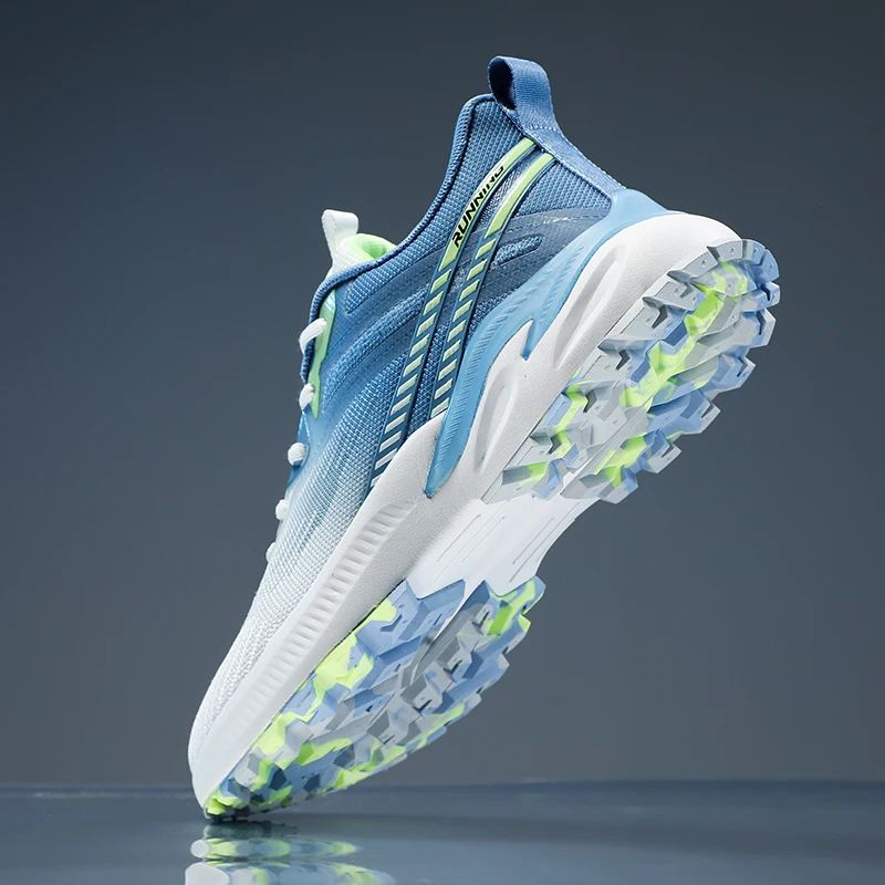 Men’s Breathable Golf Shoes 1