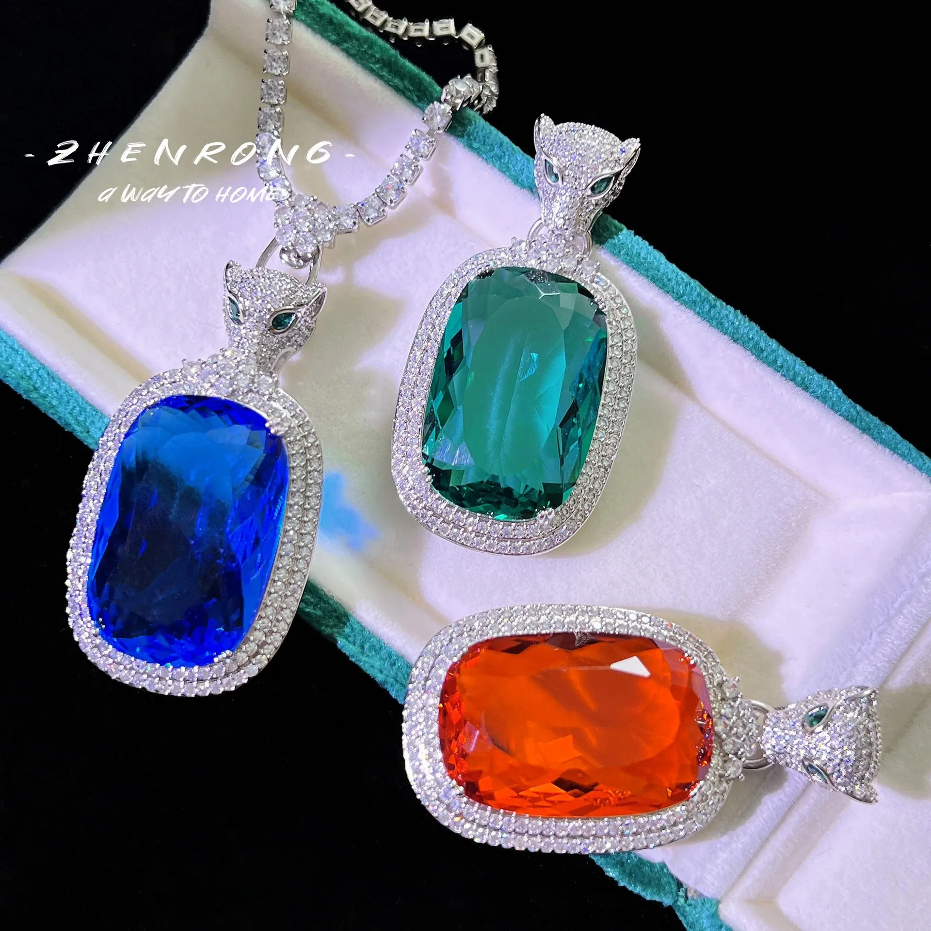

Foydjew Vintage Luxury Leopard Design Blue/Green/Orange Large Carat Crystal Gemstone Full Zircon Pendant Necklaces For Women